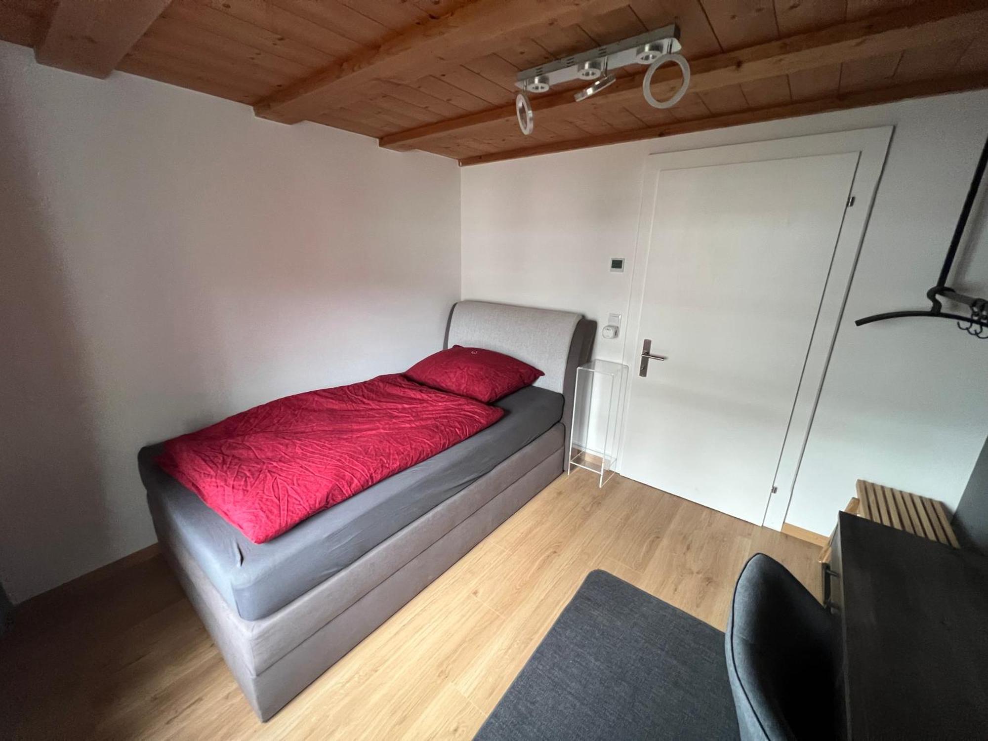 Crimson Cottage Apartments Dornbirn Exterior photo