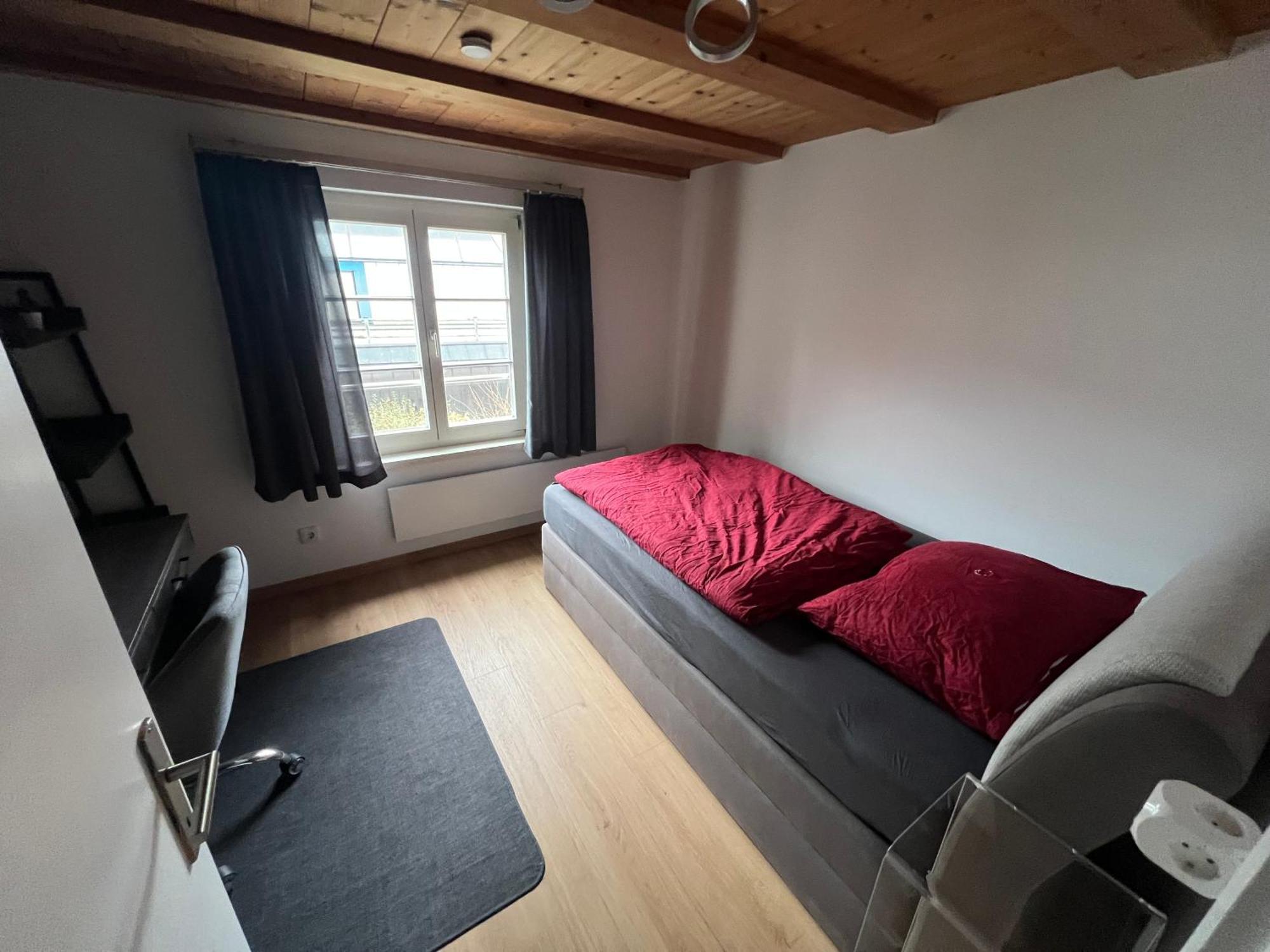 Crimson Cottage Apartments Dornbirn Exterior photo