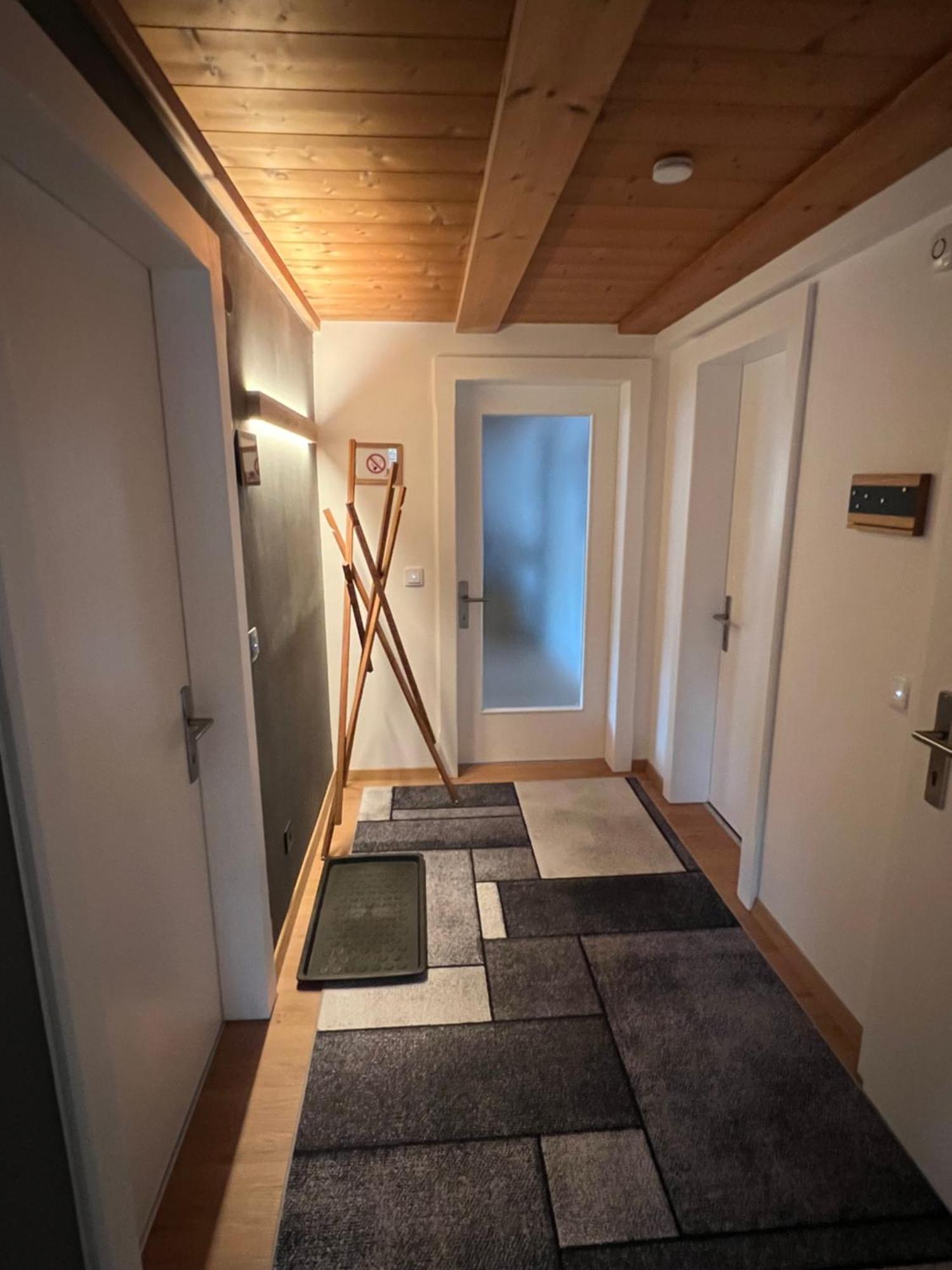 Crimson Cottage Apartments Dornbirn Exterior photo
